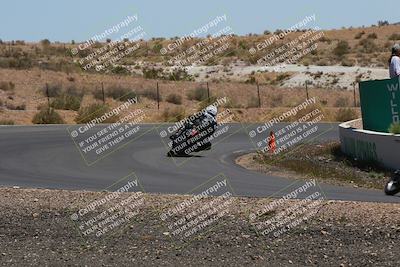 media/Apr-19-2025-AHRMA (Sat) [[3d98ca3309]]/Race/Group 1/Turn 4/